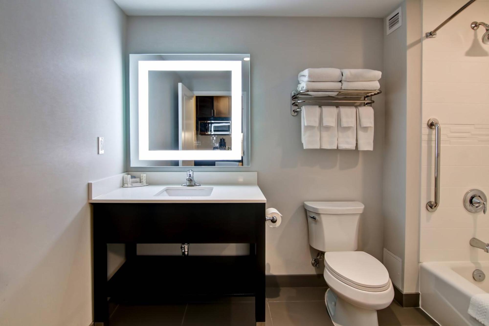Towneplace Suites By Marriott Kincardine Ngoại thất bức ảnh